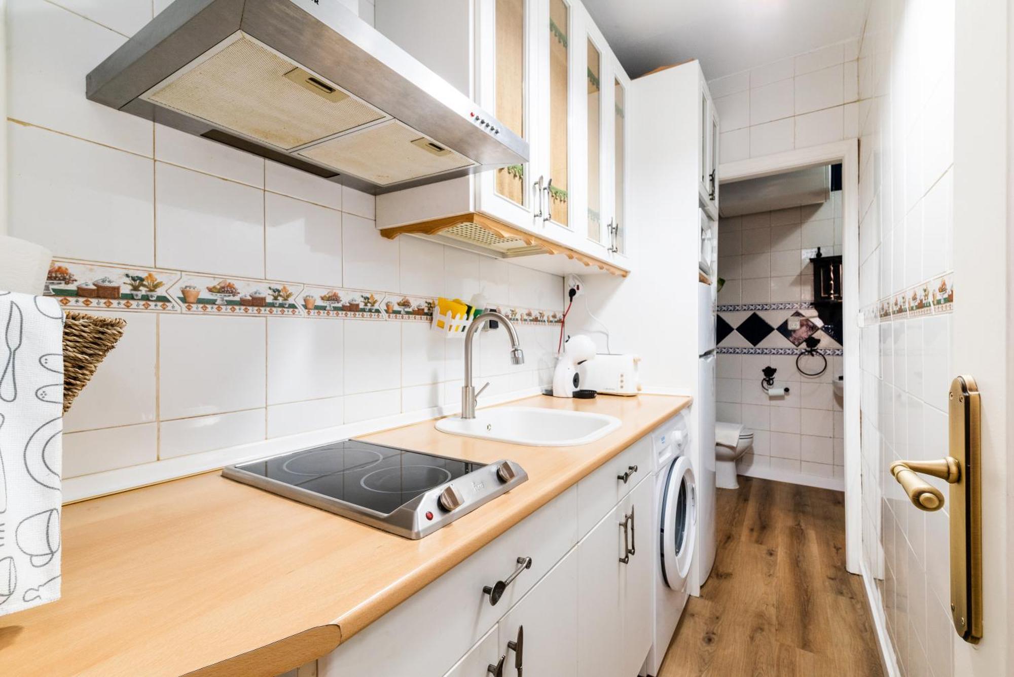 Apartamento Las Mil Y Una Noches กรานาดา ภายนอก รูปภาพ