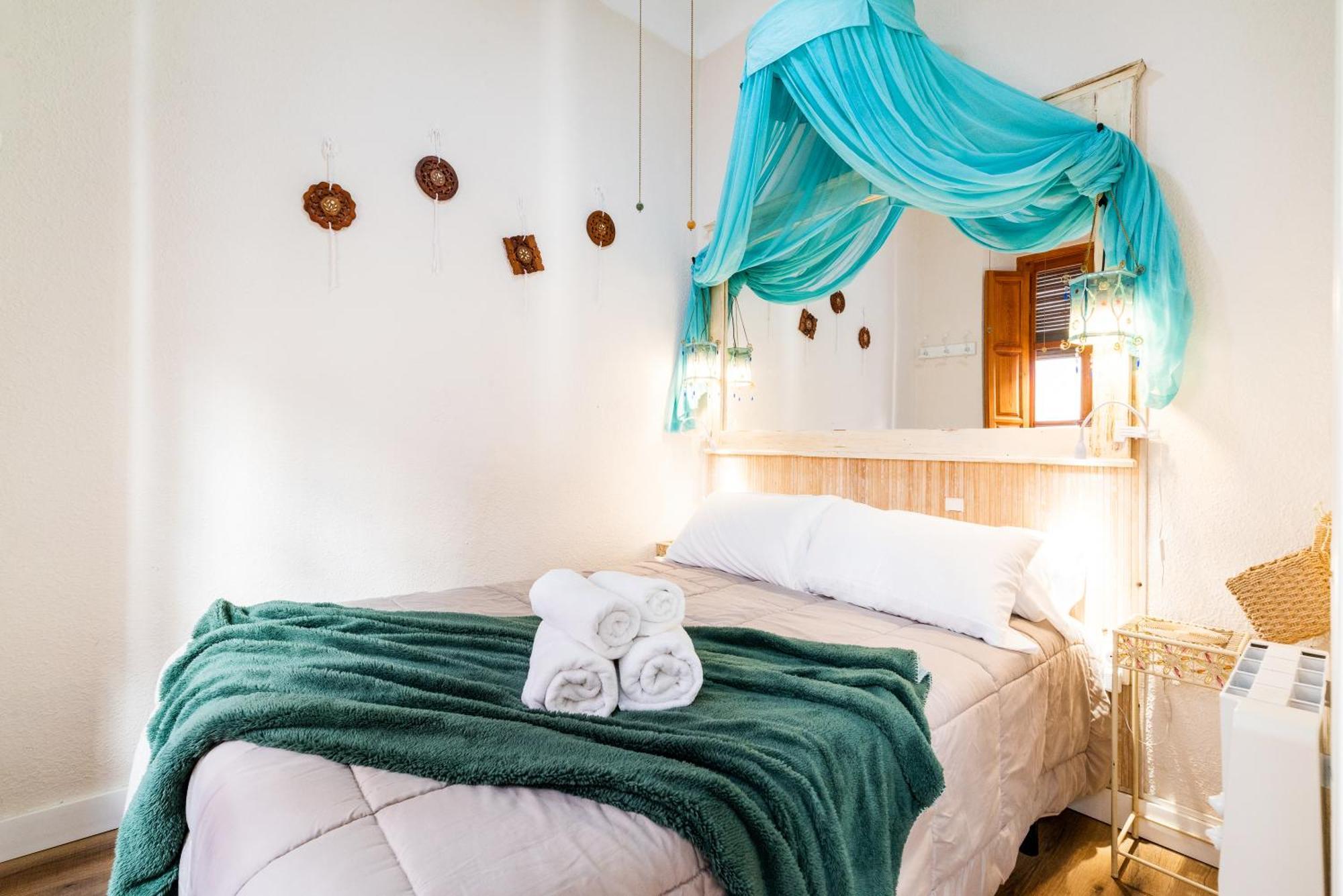 Apartamento Las Mil Y Una Noches กรานาดา ภายนอก รูปภาพ